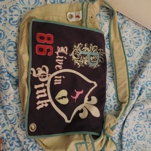 PINK Victoria secret duffle bag
